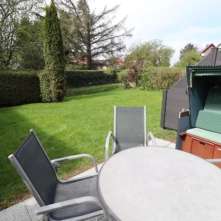 Reihenhaus Im Ostseebad